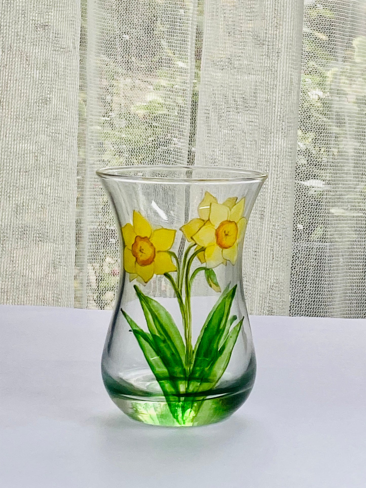Daffodils Narcissi design mini posey vase