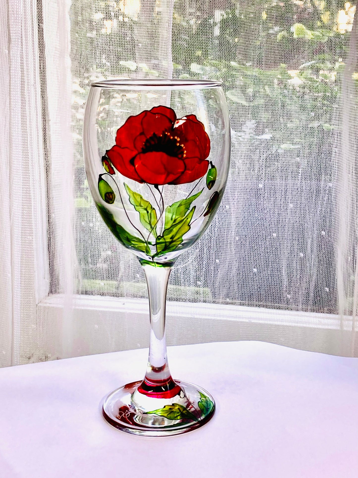 Poppy design wine glass
