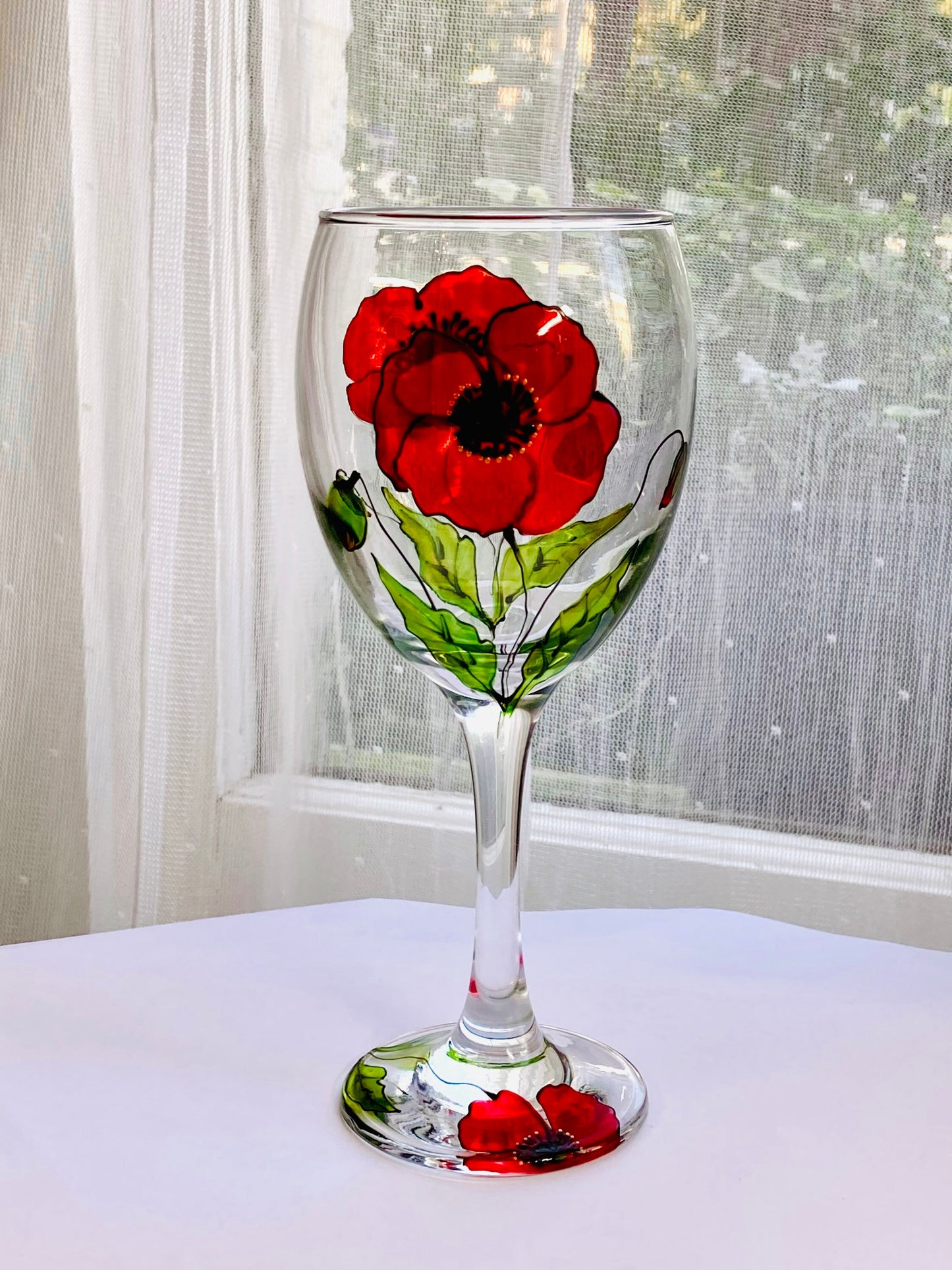 Poppy design wine glass