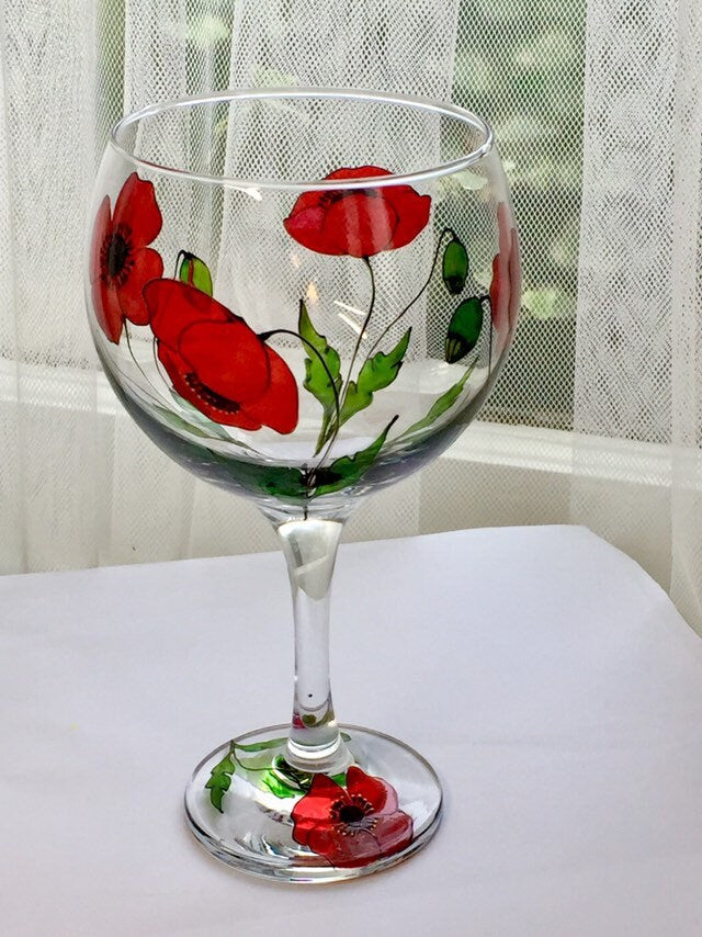 Gin glass poppies