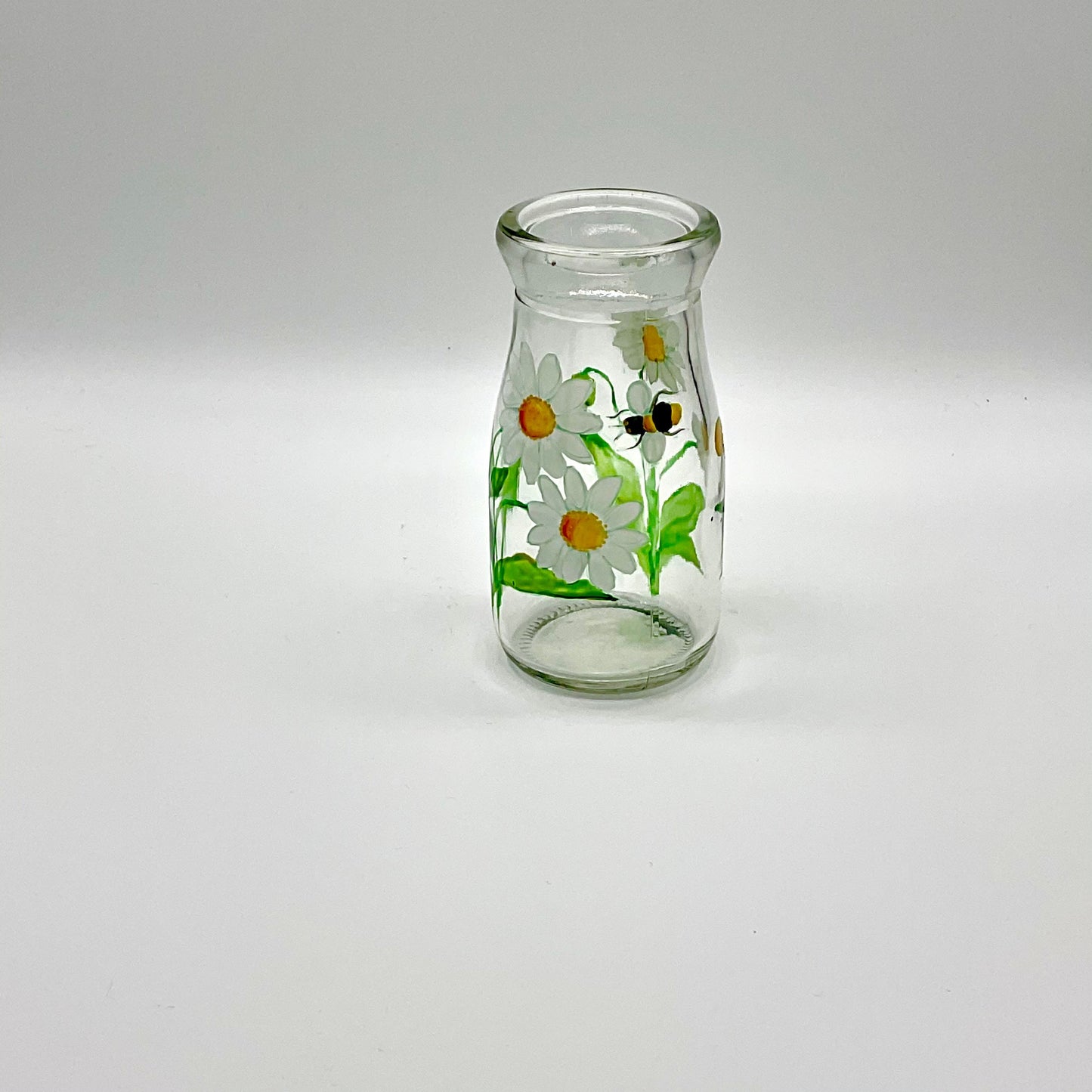 Daisies and bee mini bottle vase