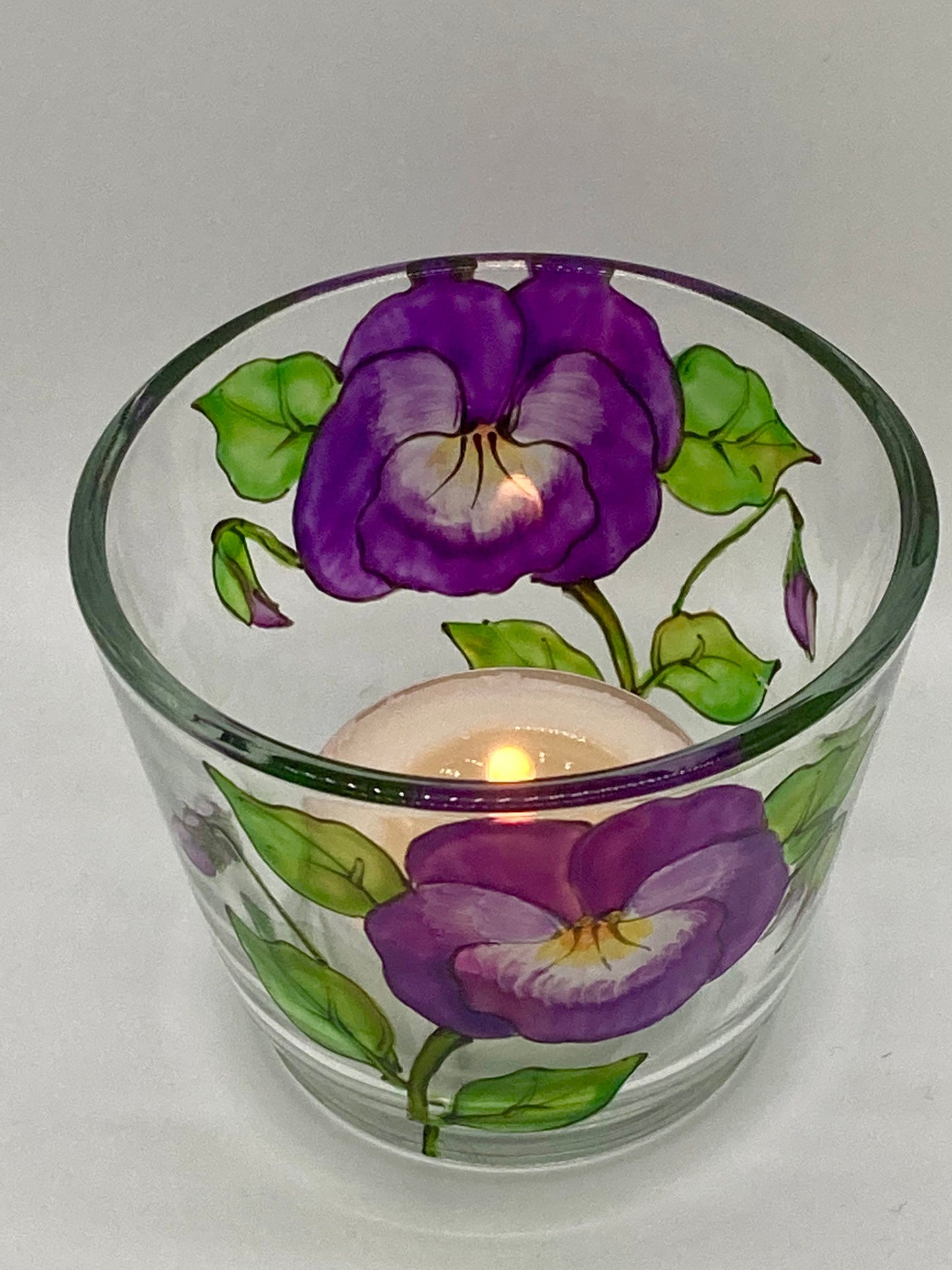 Pansy design tealight holder