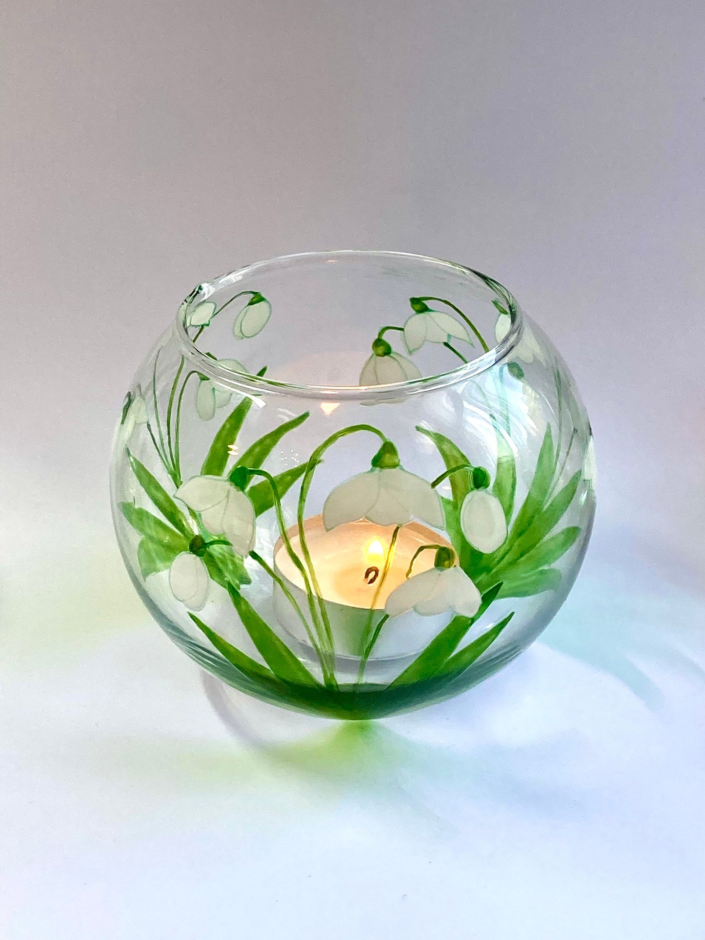 Snowdrops design bubble ball candle holder