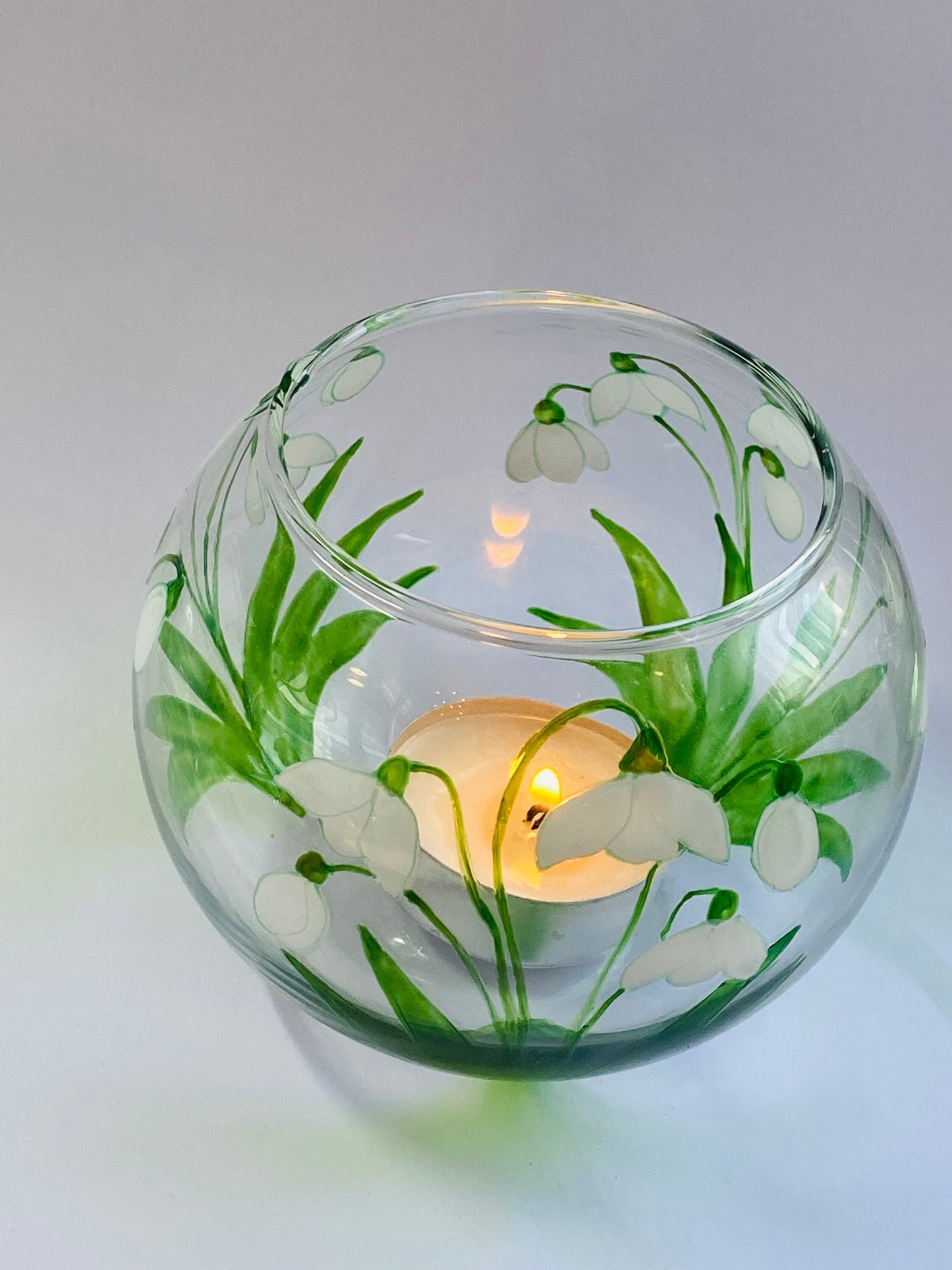 Snowdrops design bubble ball candle holder